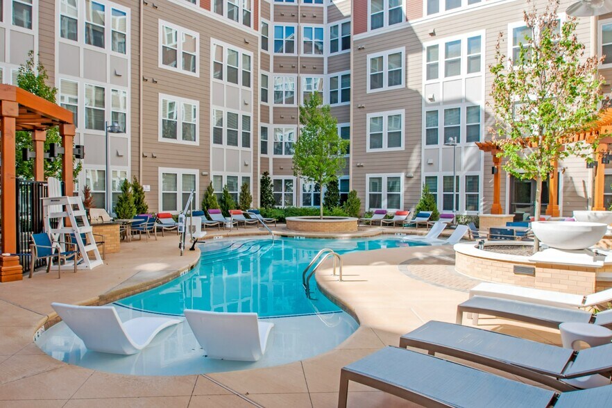 Monument Village at College Park 9122 Baltimore Ave College Park MD 20740 Apartment Finder