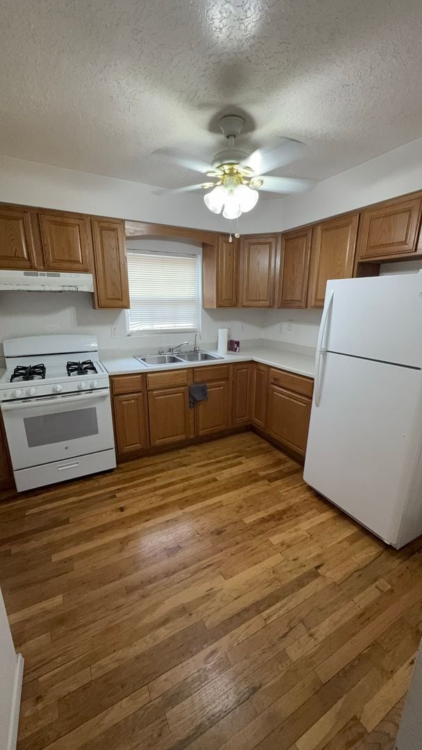 Building Photo - 1521 Gold Ave SE