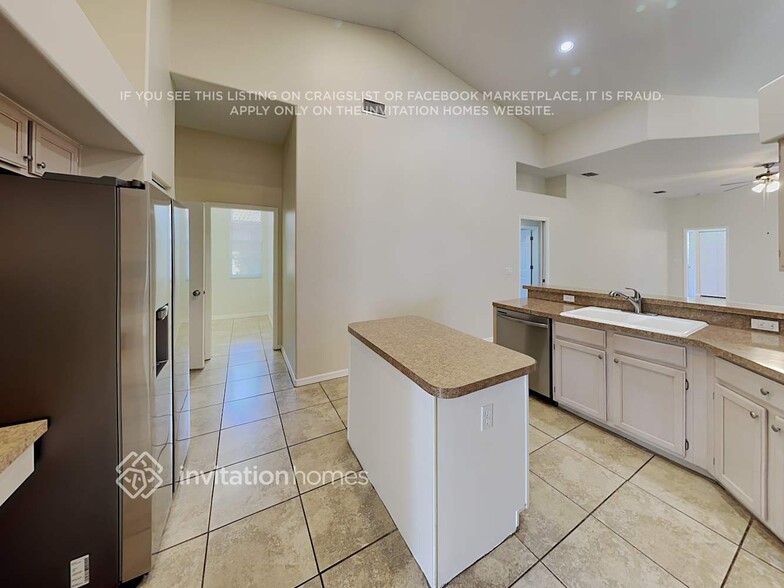 Building Photo - 8987 Huntington Pointe Dr