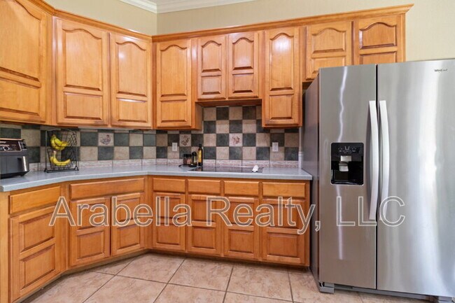 Building Photo - 1702 Shepherds Ranch