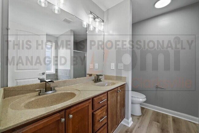 Building Photo - 1336 Southwood Ct