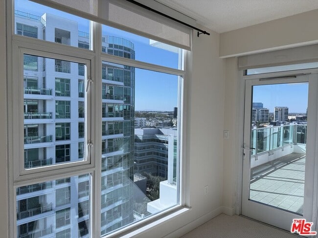 Building Photo - 3141 Michelson Dr