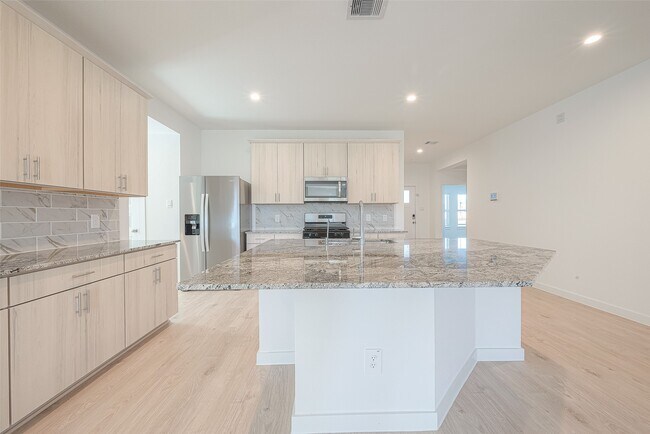 Building Photo - 4303 Whitefish Ln