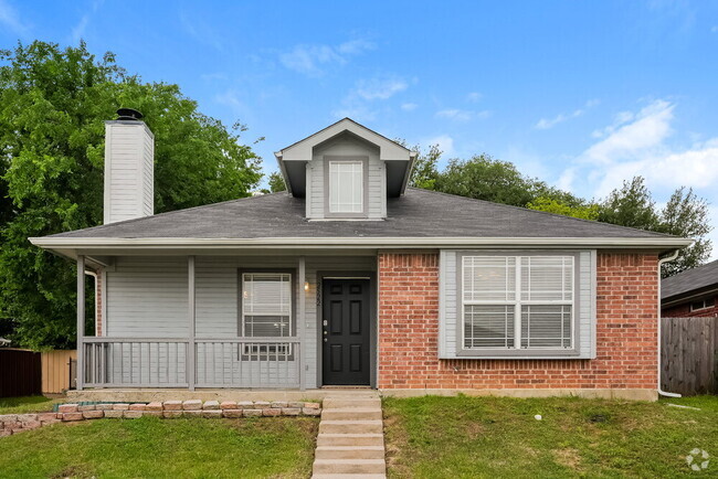Building Photo - 2522 Esquire Dr