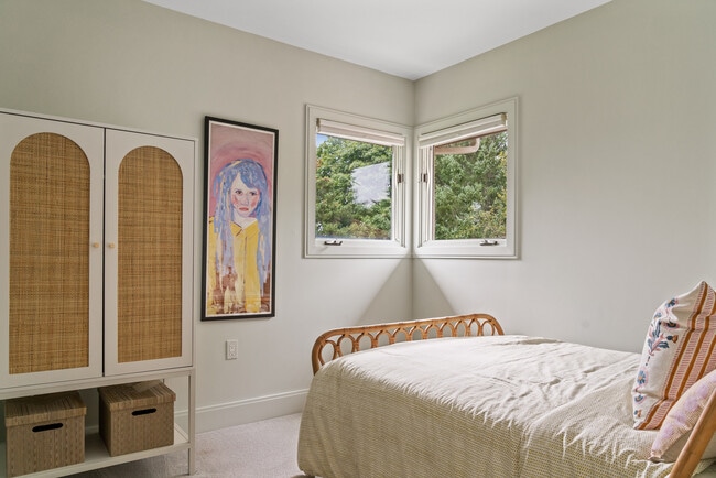 Building Photo - 175 Ruggles Ave