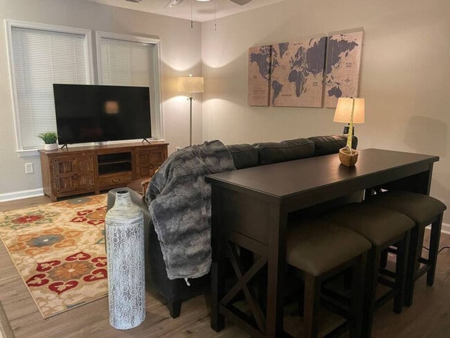 Building Photo - 3500 Clover Rd