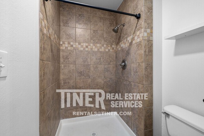 Building Photo - 7586 Waterwillow Dr