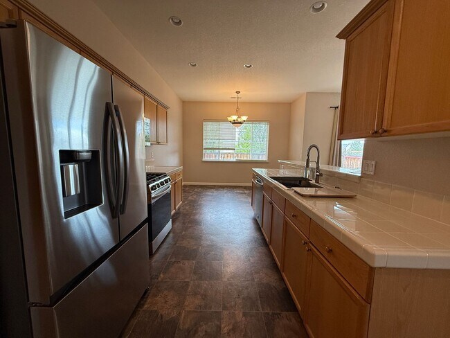 Building Photo - Beautiful Home in Sparks!