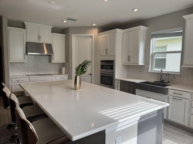 Building Photo - Welcome to your dream home in the highly d...