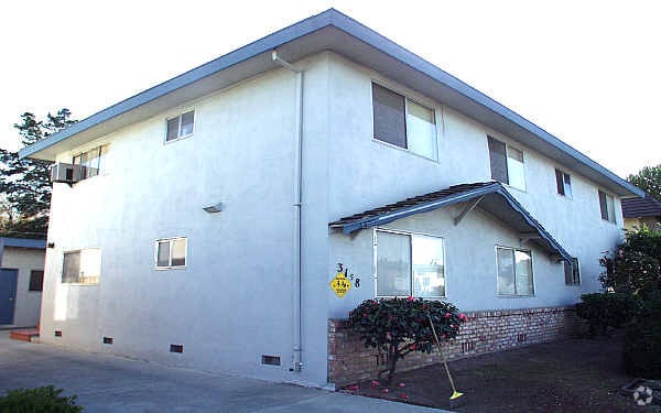 Building Photo - 3158 Impala Dr