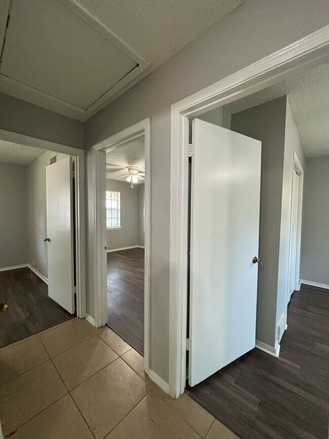 Building Photo - Register your account with Rently to sched...