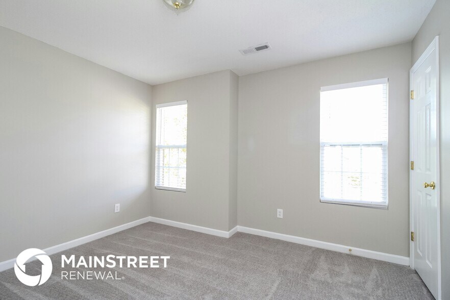 Building Photo - 3005 Canterbury Park Ct