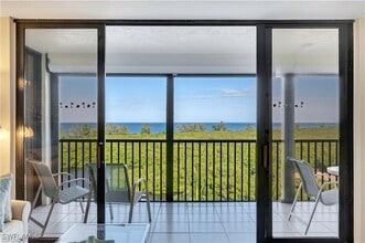 Building Photo - 17 Bluebill Ave