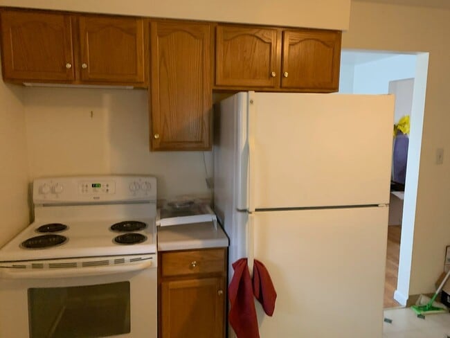 Building Photo - Well Kept Duplex in the Shaler Area