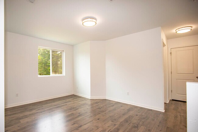 Building Photo - 111 Carver Walk SE