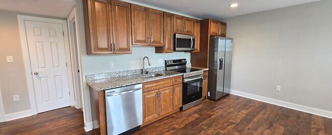 Building Photo - 25 S 2nd St