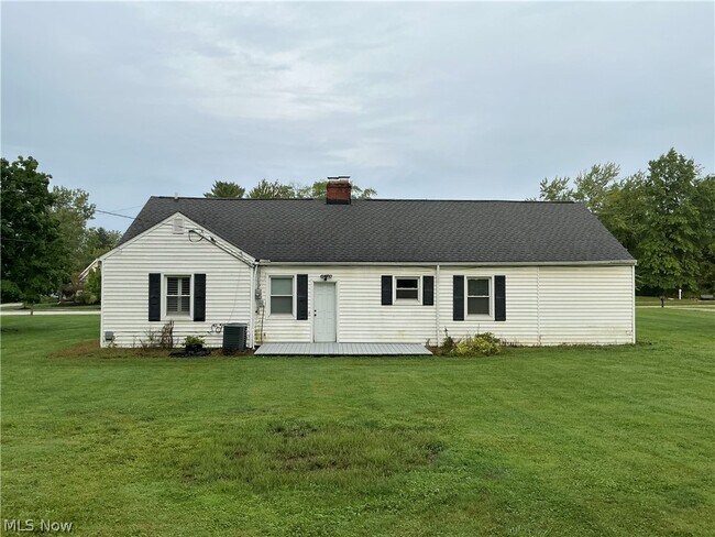 Building Photo - 3653 Brainard Rd