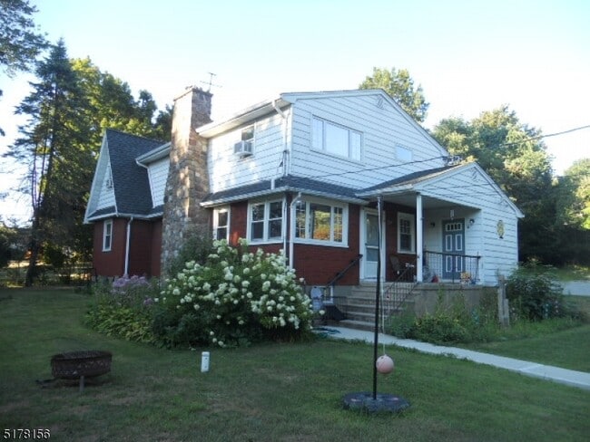 Building Photo - 50 Cedar Brook Rd