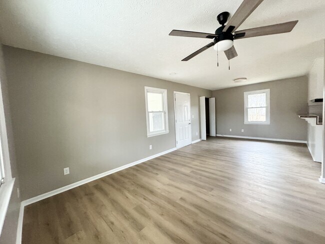 Building Photo - 1629 9th Ave