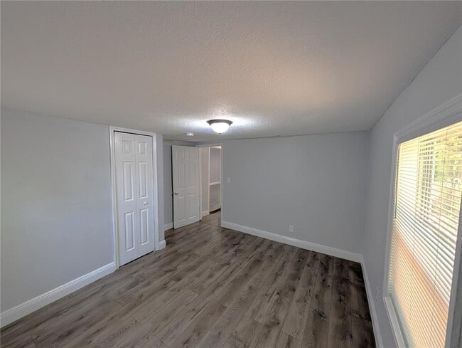 Building Photo - 1608 E New Orleans Ave