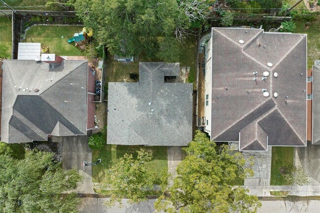 Building Photo - 4409 Wendell St