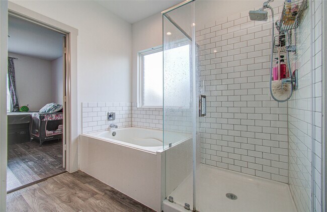 Building Photo - 22 Desert Spring Ln