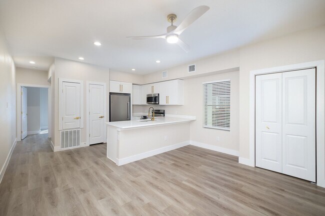 Building Photo - All Units Are Available With Brandnew Full Appliance Package