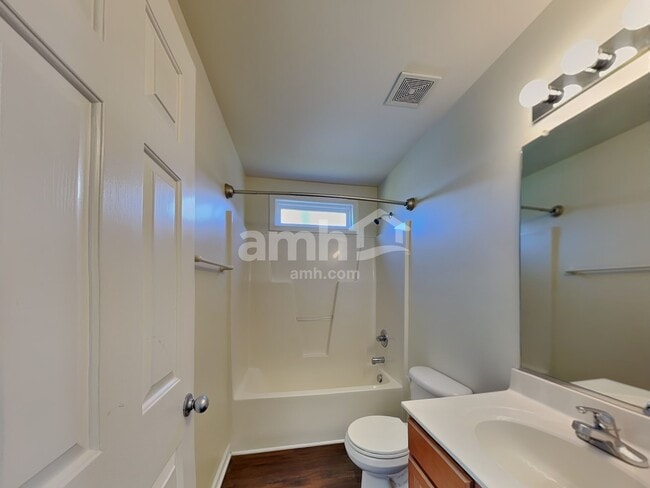 Building Photo - 1710 Beeson Park Ln