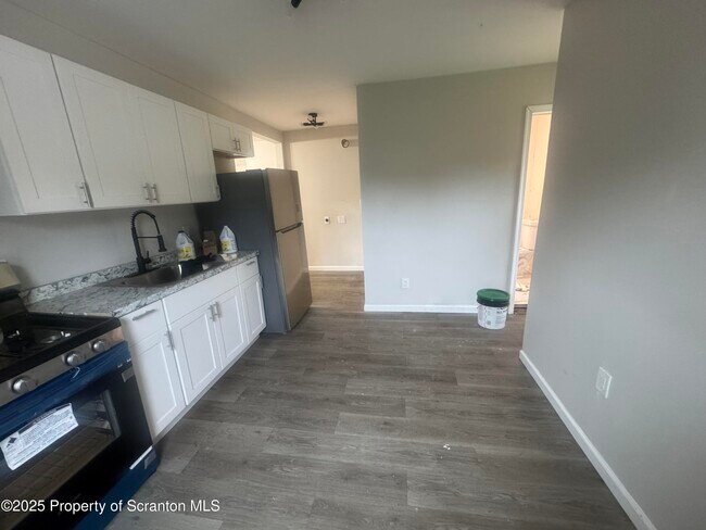 Building Photo - 1418 Monsey Ave