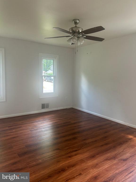 Primary Photo - 1000 Stag Way