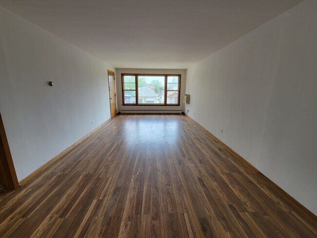 Building Photo - 2306 N 75th Ave