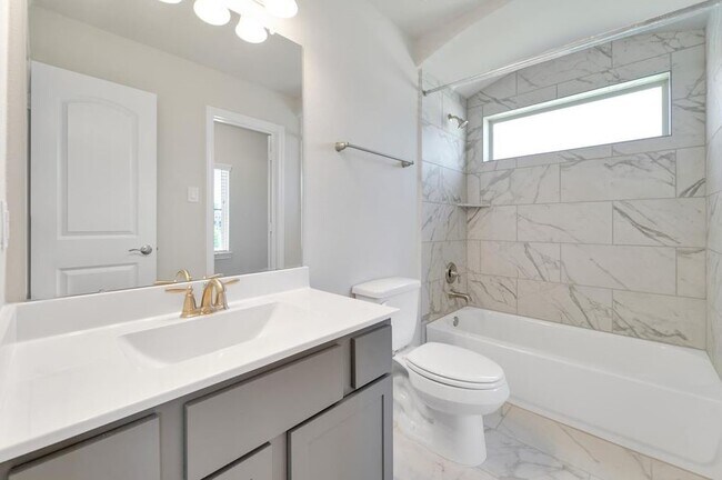 Building Photo - 18906 Whistling Oaks Dr