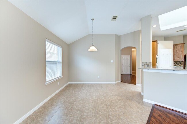 Building Photo - 5806 Cedar Field Way