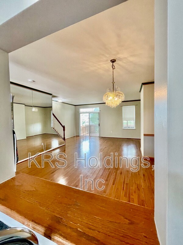 Building Photo - 15241 Barnabas Trail