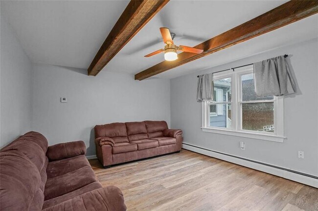 Building Photo - 310 Old Mill Ln