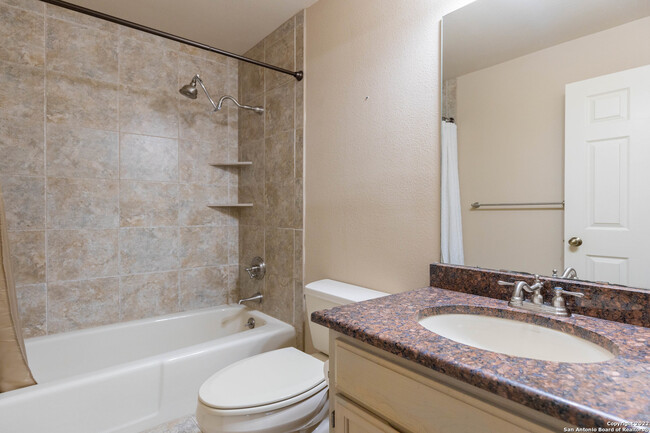 Building Photo - 14110 Vistawood-