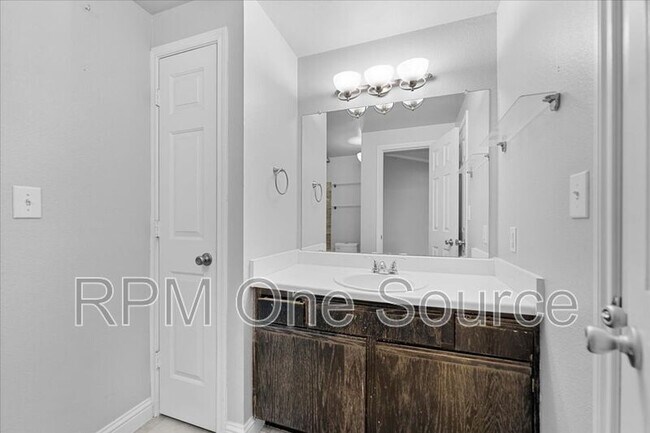 Building Photo - 2601 Preston Rd