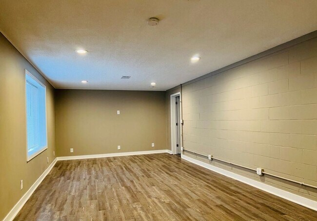Building Photo - 3311 N 57th St