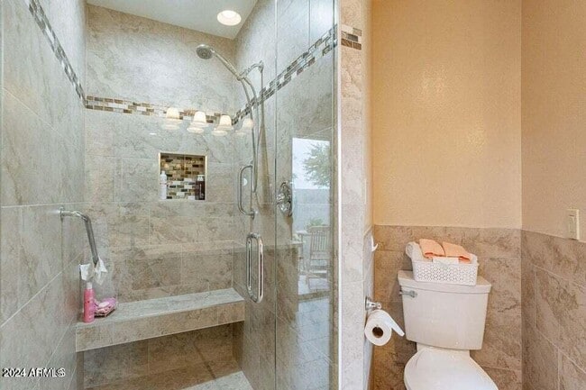 Building Photo - 16120 Cholla Dr