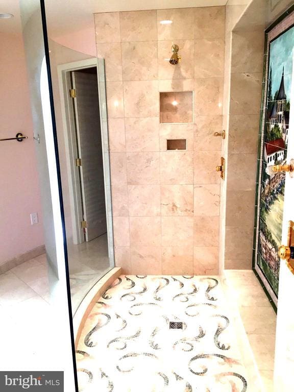 Building Photo - 28 Main St