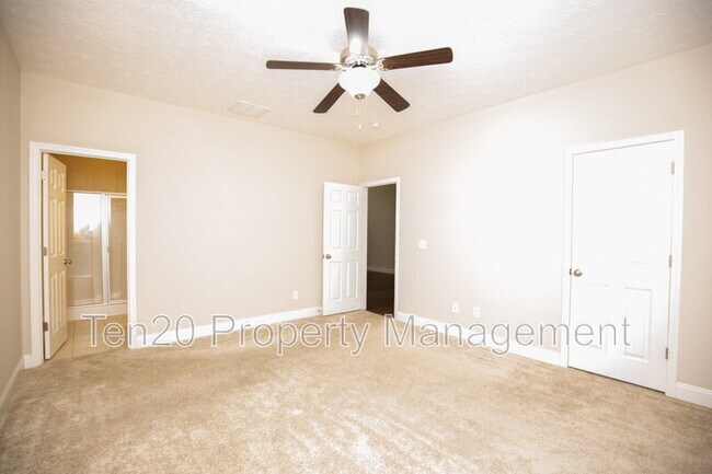 Building Photo - 6002 Townes Way