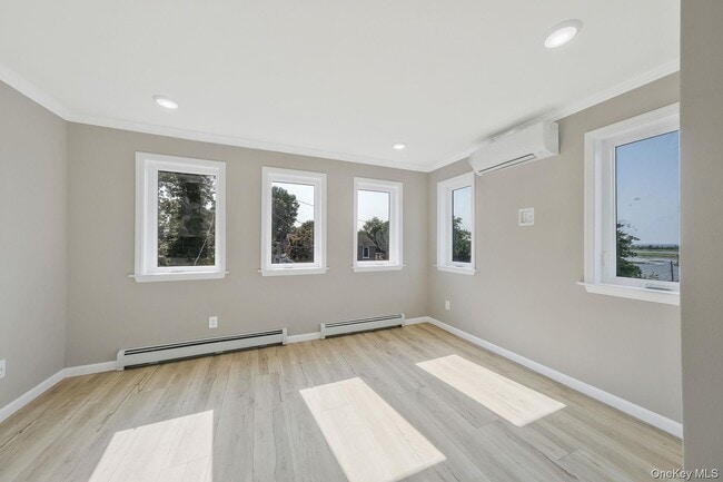 Building Photo - 119 Whittier Dr