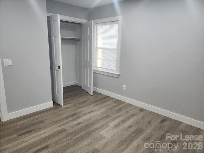 Building Photo - 55 Springfield Dr