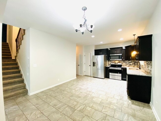Building Photo - 1194 Eagle's Bluff Dr