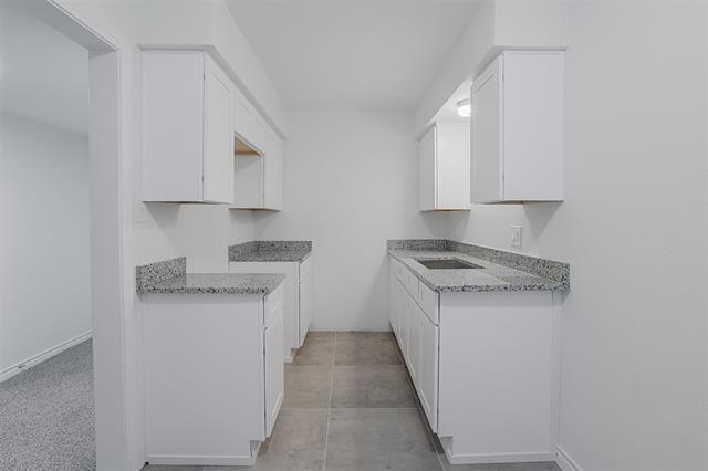 Building Photo - 5055 Ridglea Ln