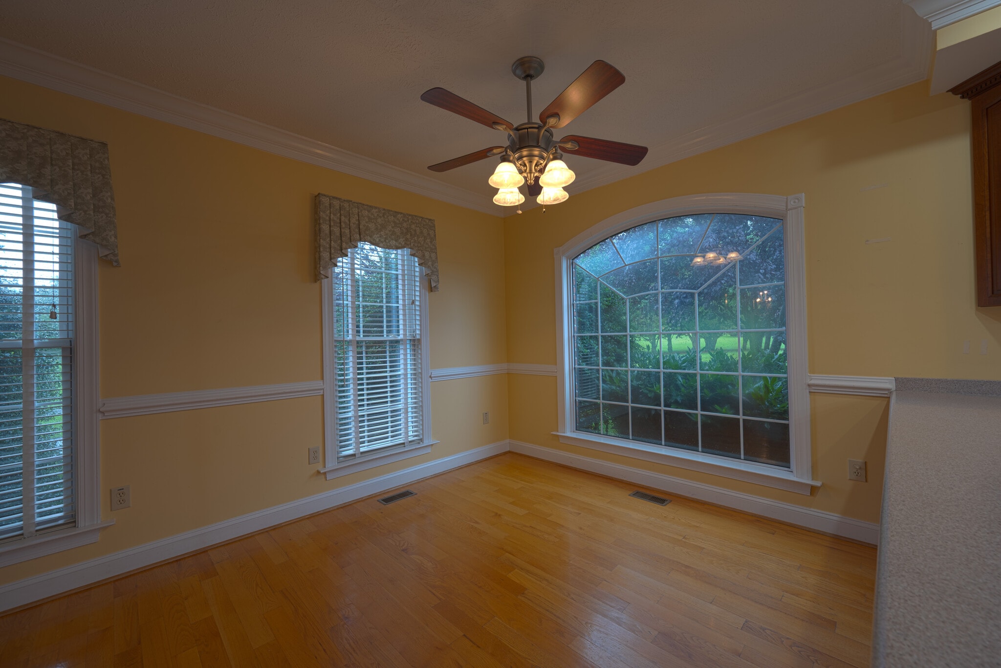 Breakfast Nook - 1495 Merrimans Ln