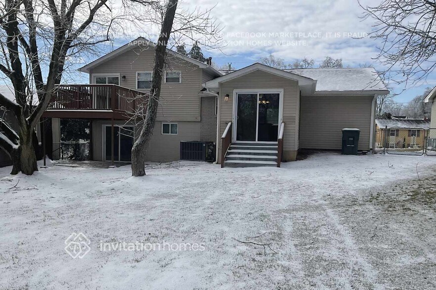 Building Photo - 6009 Lopez Ln