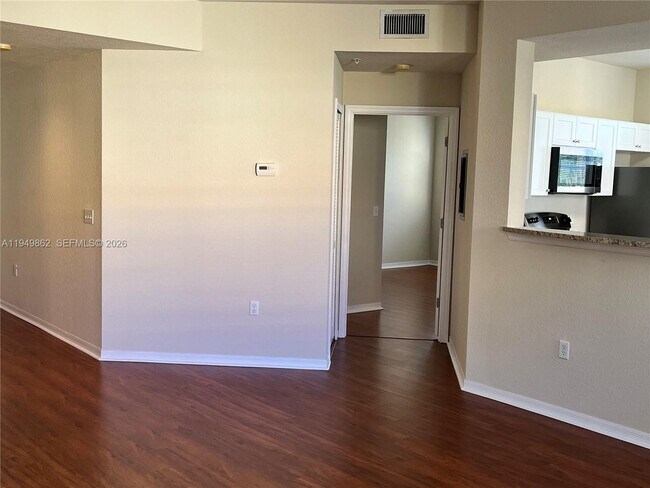 Building Photo - 11016 Legacy Dr