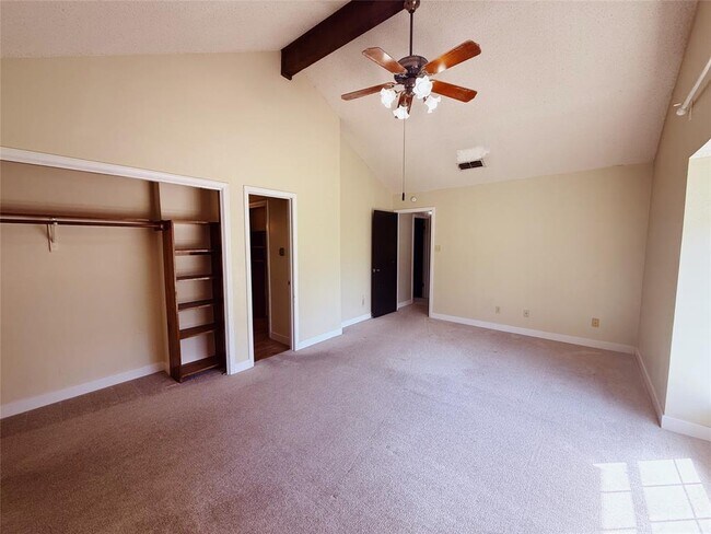 Building Photo - 1711 Ryon Ln