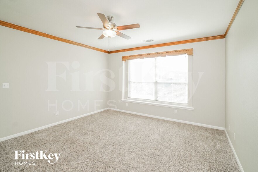 Building Photo - 20930 Pedregoso Ln